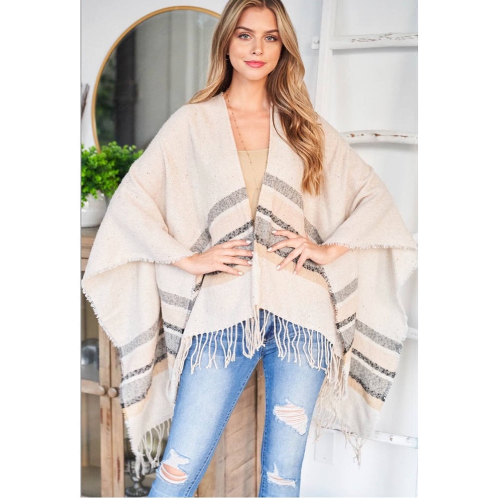 NWT Boho Bohemian Fall Poncho Shaw Wrap Sweater Tan Brown Fringe Open Front